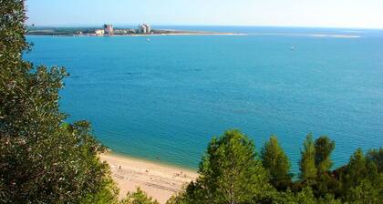 Cozy FLAT Caparica Beach, near Lisbon