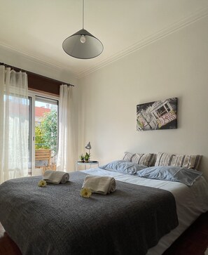 1 bedroom, iron/ironing board, travel cot, free WiFi