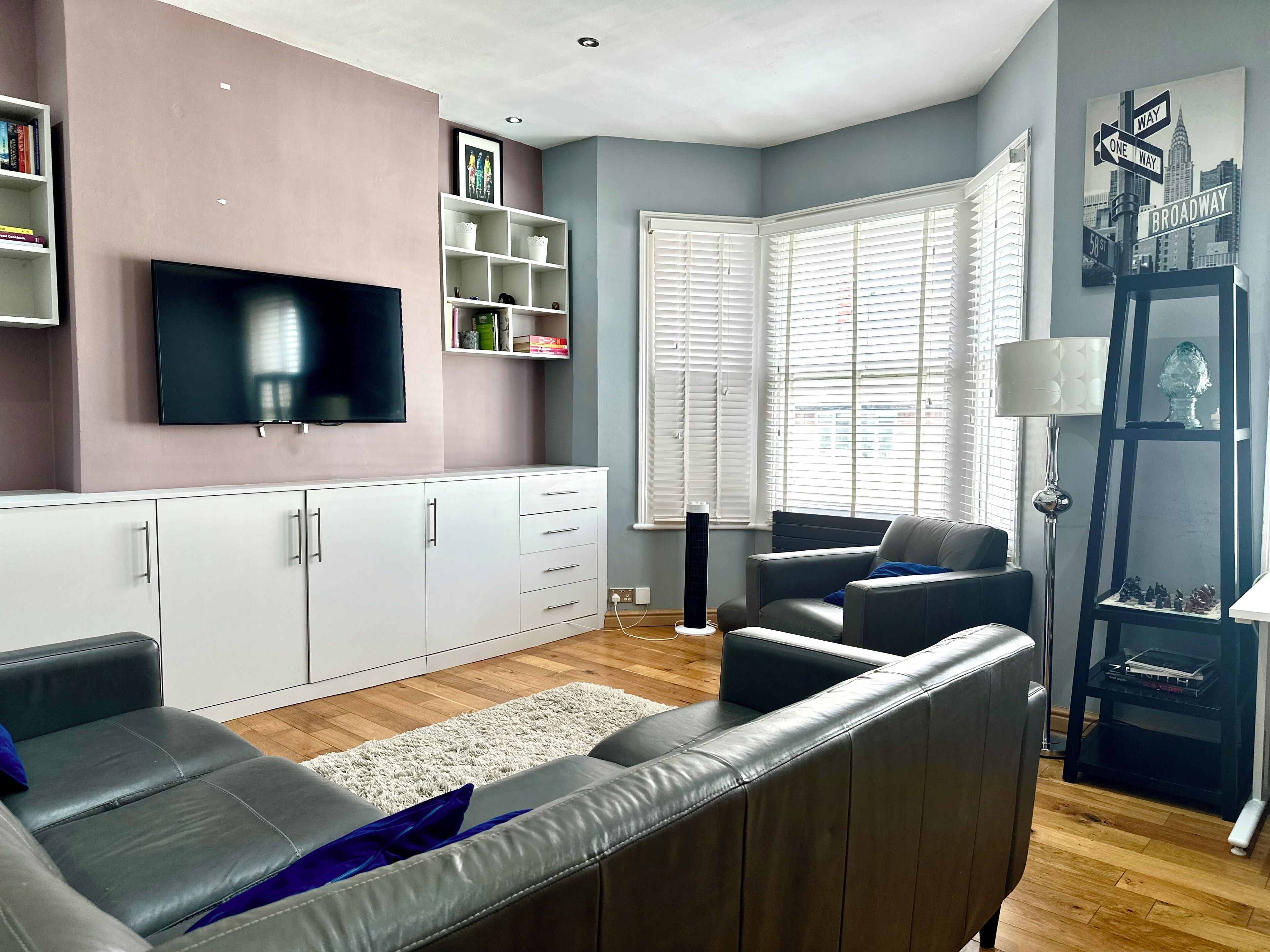 Smart TV, books