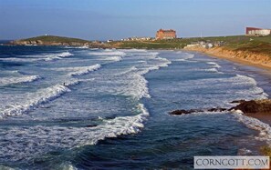 Beach - Crysawna, Newquay, close to the beach & amenities (Newquay)