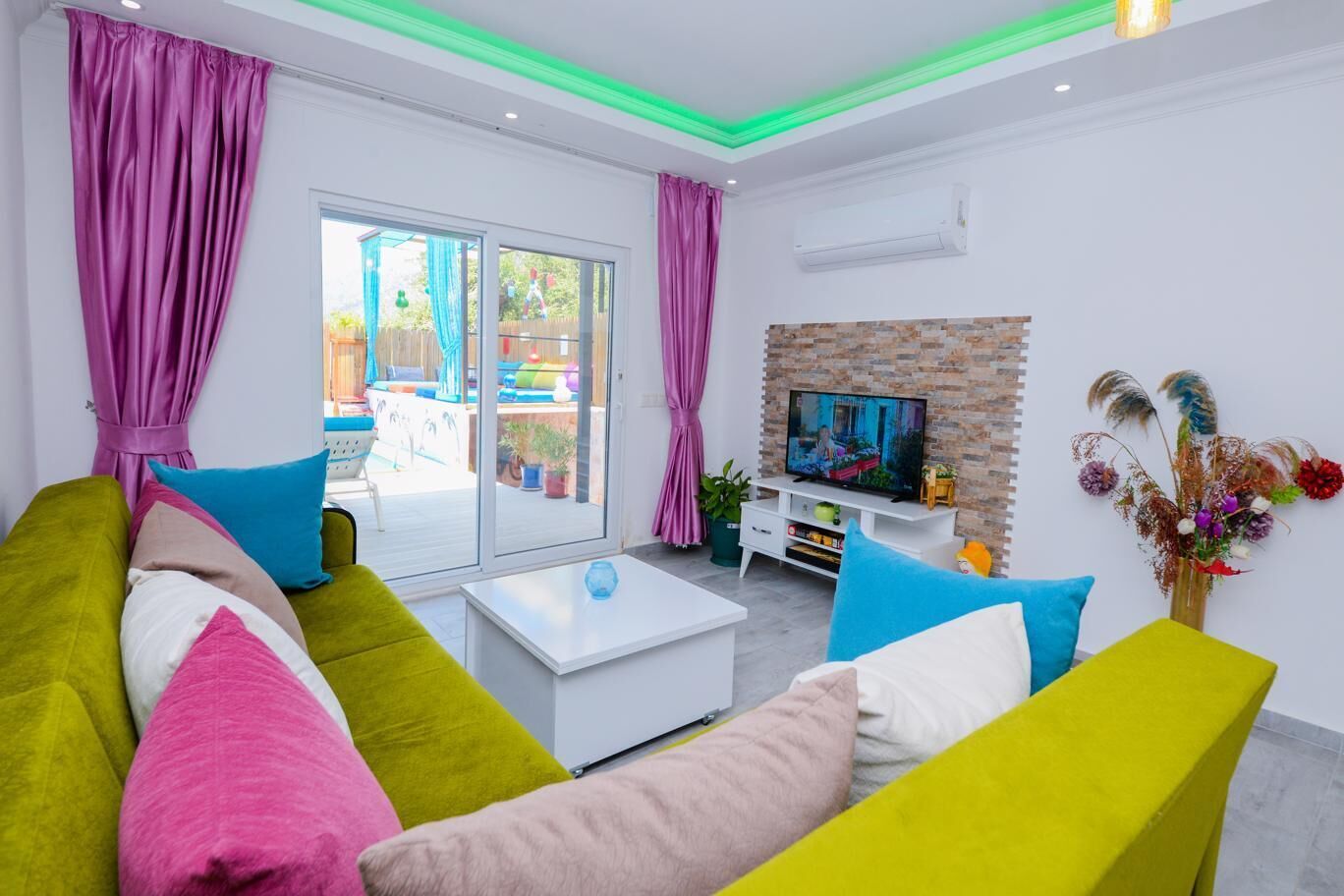 Totally Private Honeymoon Villa with Secluded Pool in Peaceful Village Setting.