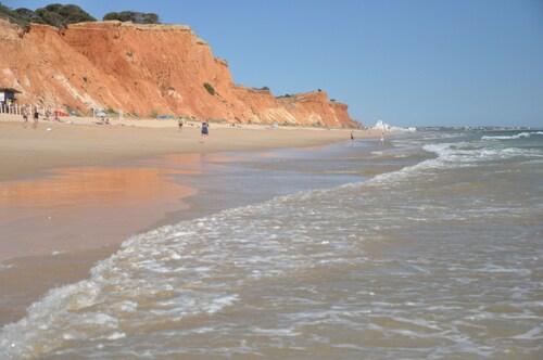 Falesia strand IV 5 min strand Tuin en privé zwembad -beschikbaar SPA en tennis