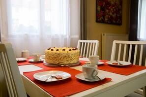 Dining - New modern, luxurious, barrier-free and cozy apartment (Ühlingen-Birkendorf)