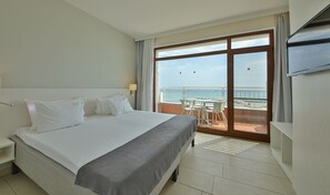 Comfort-Apartment, 1 Schlafzimmer, Balkon | Zimmersafe, individuell dekoriert, individuell eingerichtet