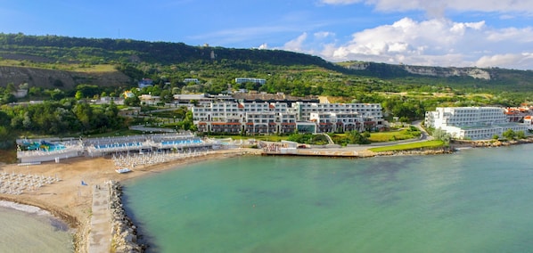 Front of property - White Lagoon All Inclusive (Kavarna)