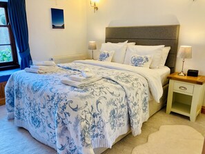 1 soverom, strykejern/-brett, wi-fi (inkludert) og sengetøy