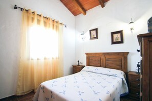 2 bedrooms, Internet, bed sheets