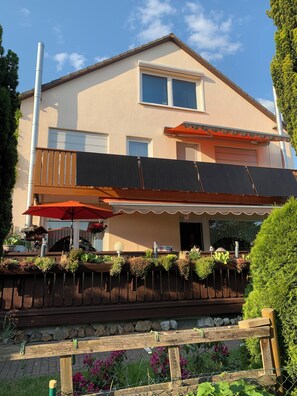 Exterior - Apartment 100m2 with a view in Vellmar for 4 guests  (Vellmar)