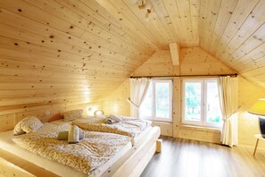 2 bedrooms, bed sheets