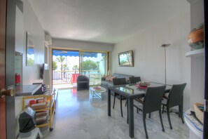 TV, books