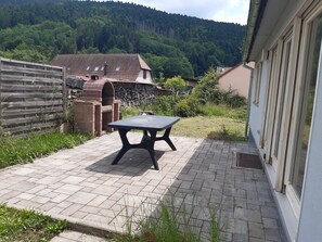 Outdoor dining - Detached house located on a plot of 7 acres with garden, terrace (Oberbruck)