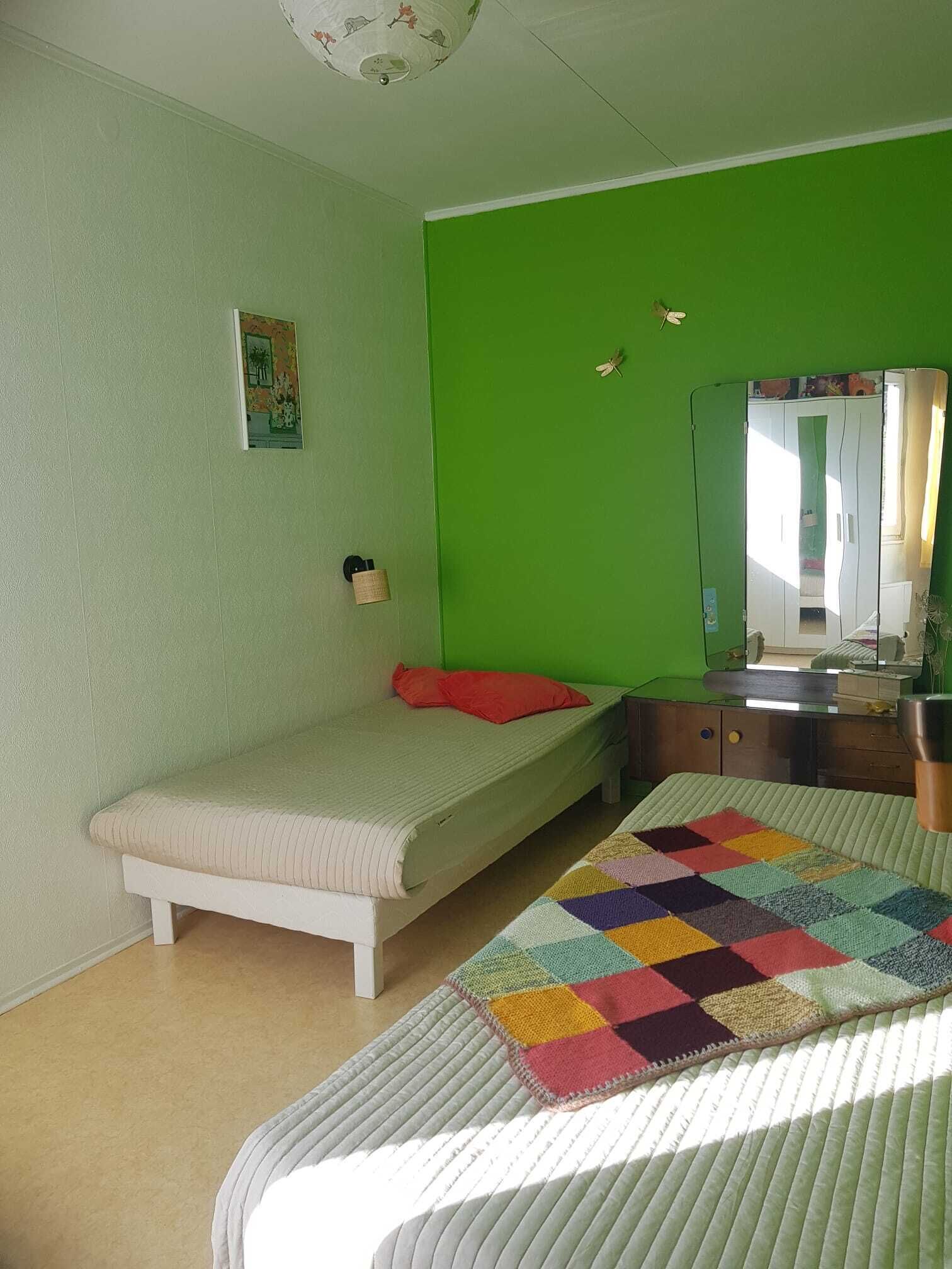 3 Schlafzimmer, Bügeleisen/Bügelbrett