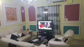 TV, fireplace, video library, stereo