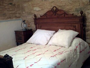 3 habitaciones, wifi gratis y ropa de cama 