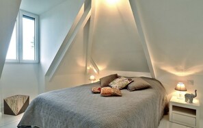 5 chambres, fer et planche à repasser, Wi-Fi