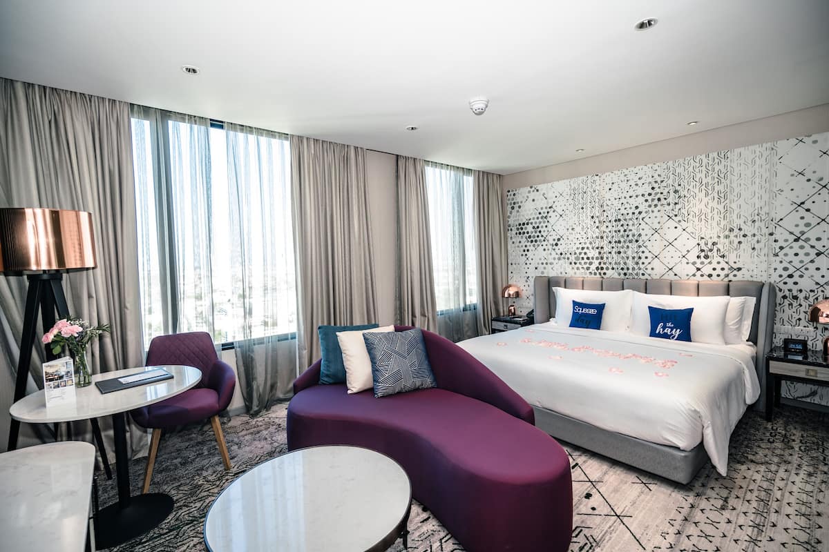 Deluxe King Room | 1 quarto, frigobar, cofres nos quartos, escrivaninha