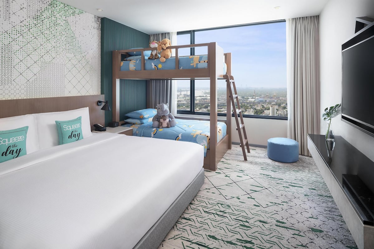 1 bedroom, minibar, in-room safe, desk