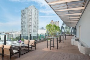 Se sirven desayunos, comidas, cenas y cocina internacional 