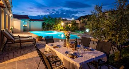Ferienhaus Una mit 3 Schlafzimmern, bis 6 Personen
