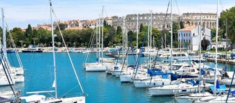 House Una with 3 bedrooms, up to 6 people