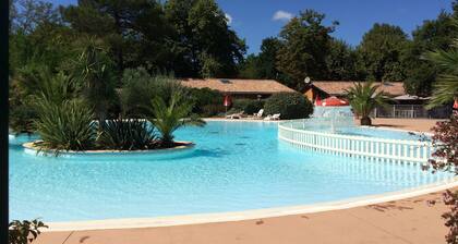 Chalet Wood im Freizeitbereich 4 *