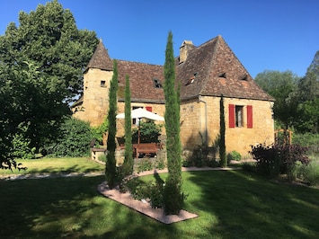The house with garden and pool