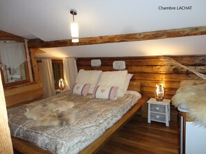 2 chambres, fer et planche à repasser, lit parapluie, Wi-Fi gratuit