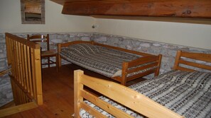 2 habitaciones, tabla de planchar con plancha y wifi