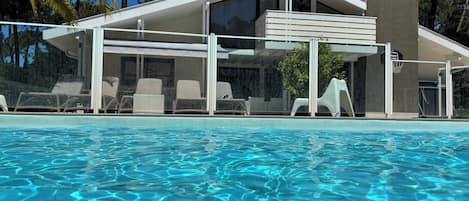 Uppvärmd pool