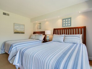 2 bedrooms, iron/ironing board, Internet, bed sheets