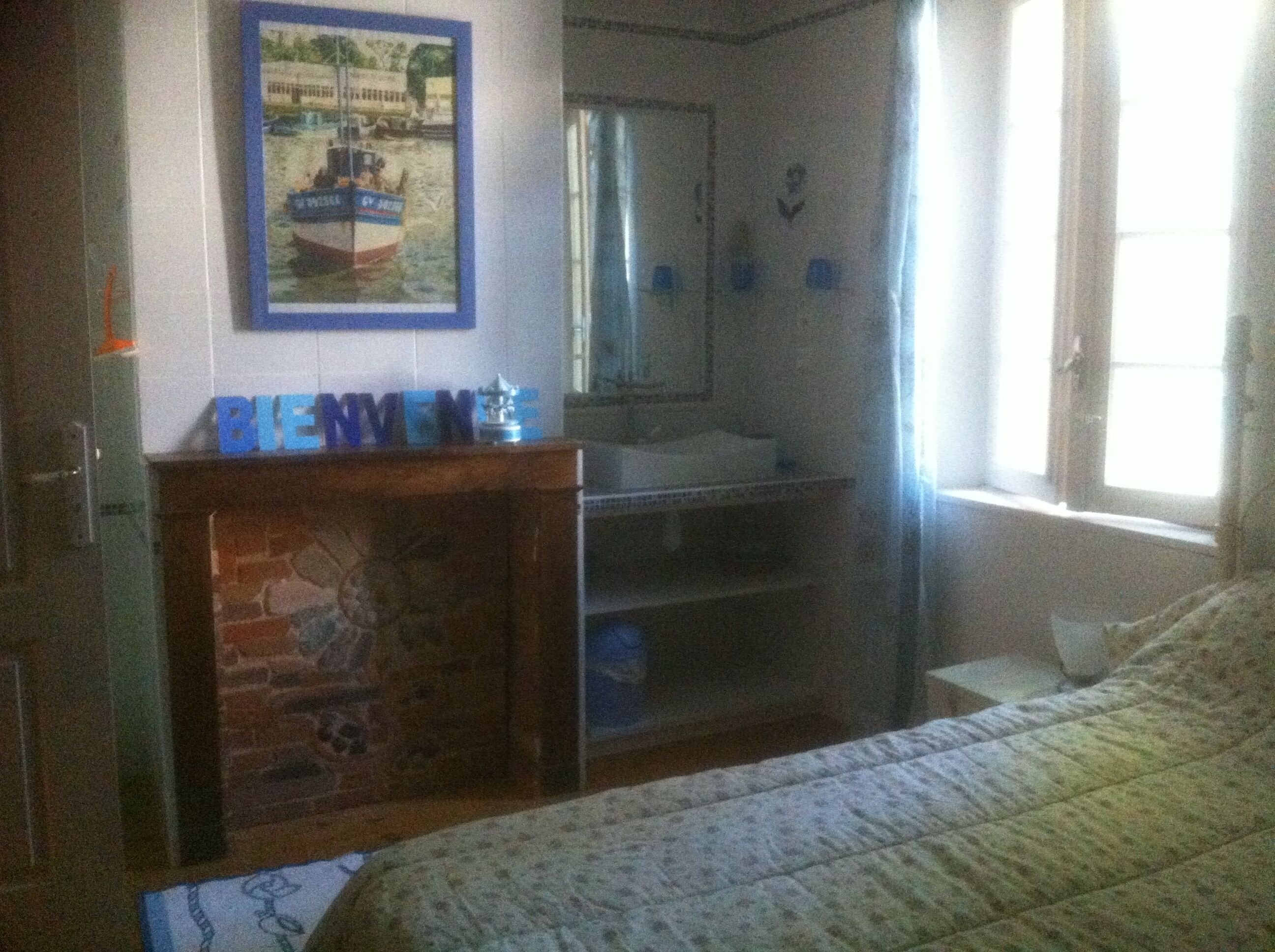 Blue Room of the Gîtes des Arcades Labastide Beauvoir