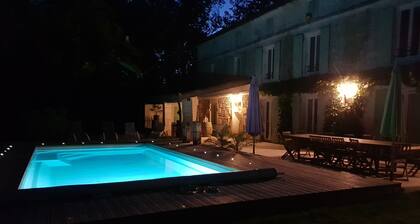 Meublé de tourisme classé 5* de 14 couchages max avec piscine chauffée