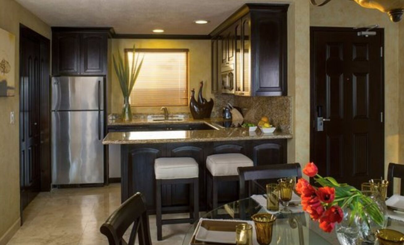 VILLA DEL PALMAR, CANCUN 2BR 5-star (ONE & THREE BR ALSO AVAILABLE..INQUIRE)