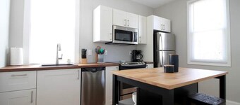 Highlands Luxe woning, 2 verdiepingen, veel ruimte! Downtown, EXPO, NULU