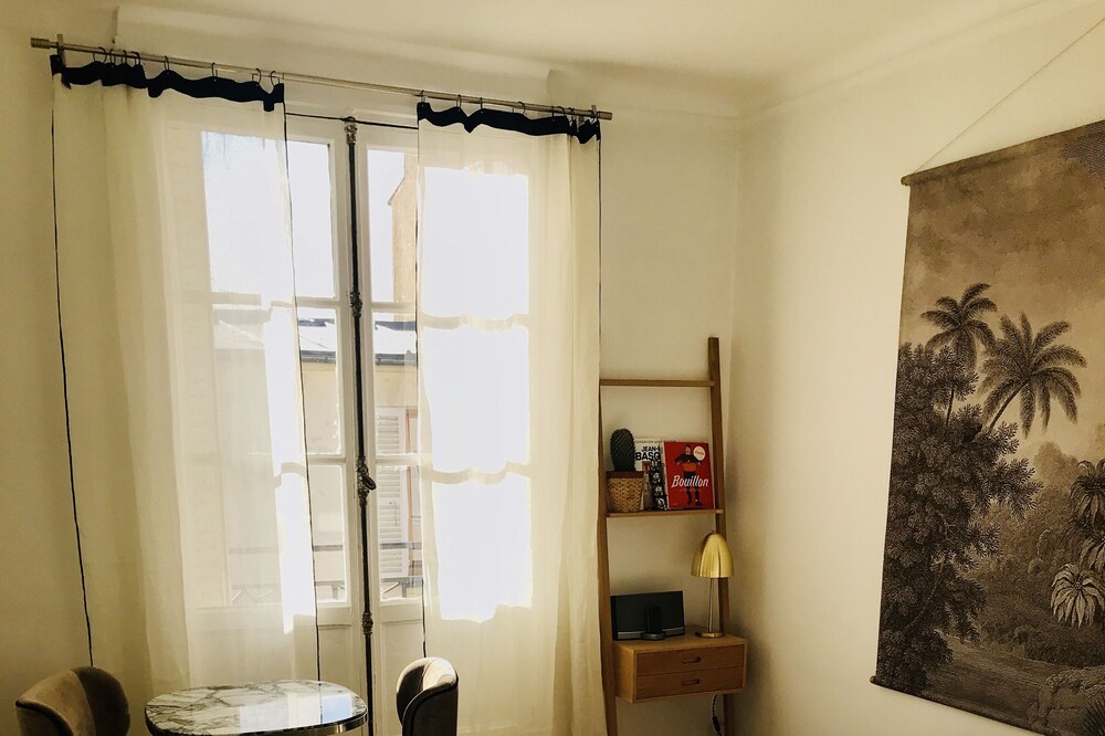 Charming studio between Abbesses and Place du Tertre