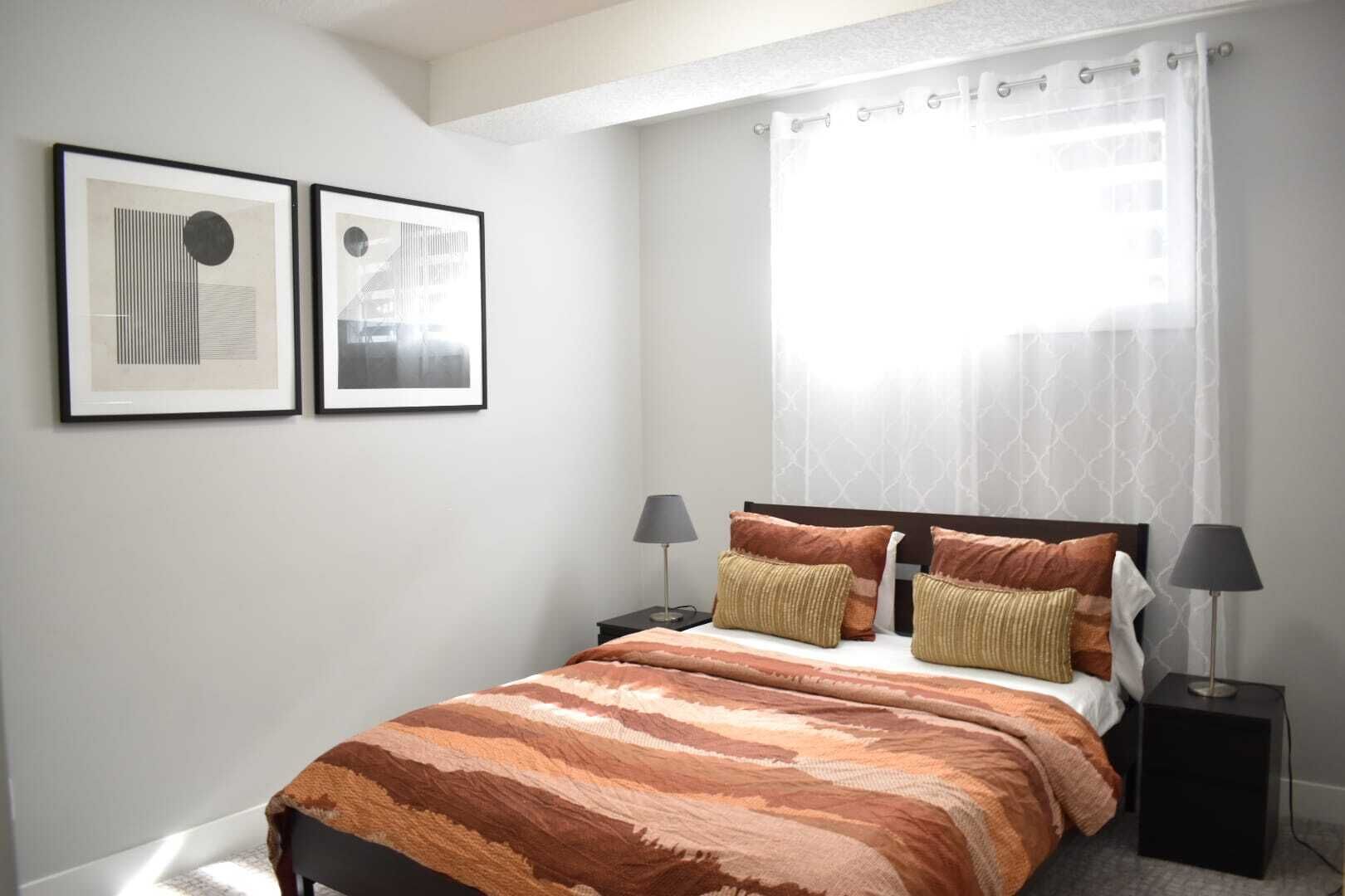 Beautifully Furnished 2 bedroom Basement Suite