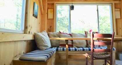 Cozy Cabin on Blue Hill Farm