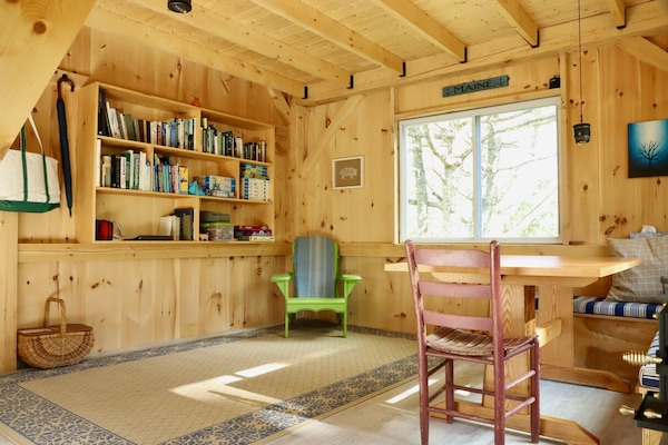 Lots of space to read, play games, relax