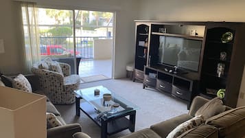 Smart TV, DVD player