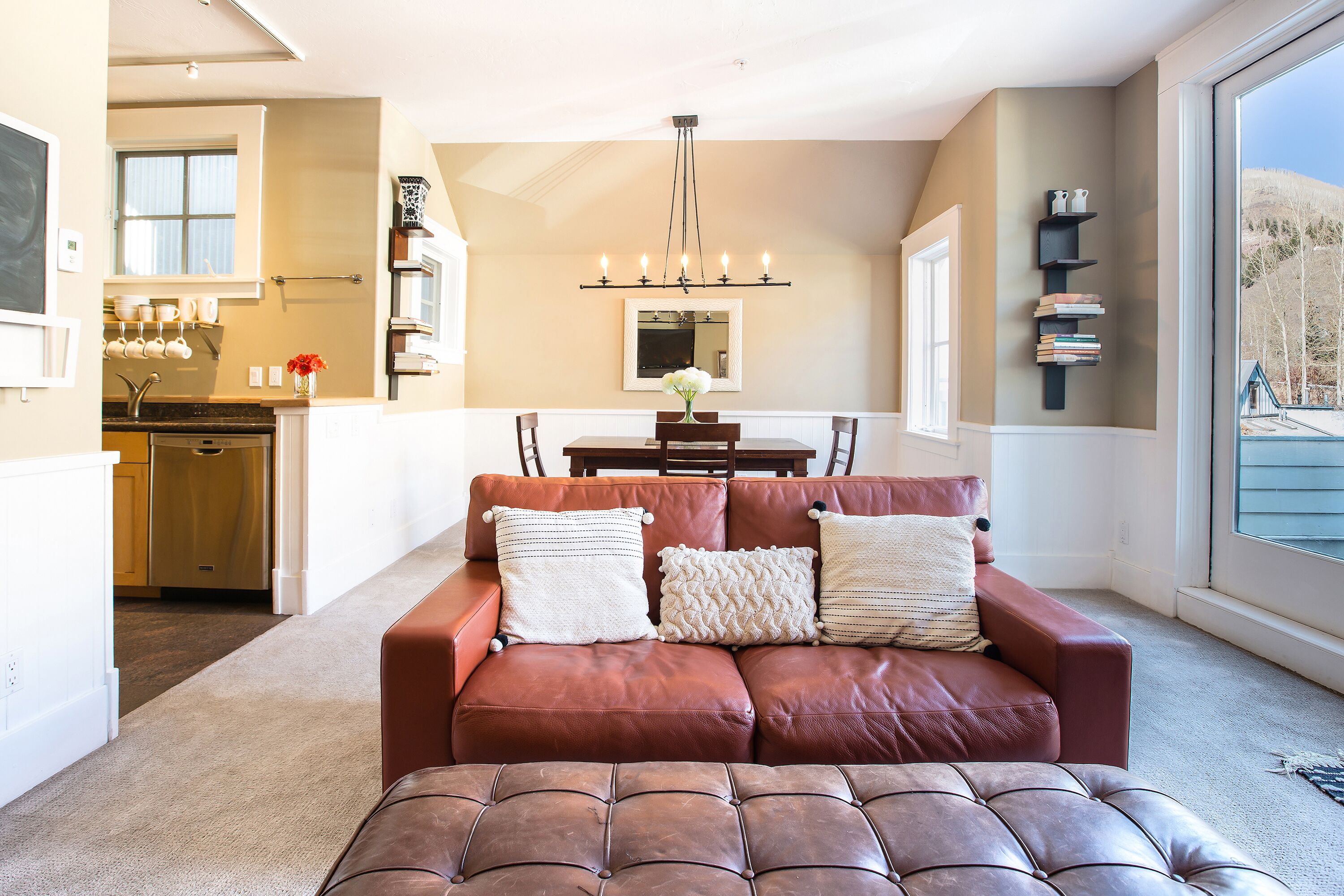 Special Rates on 5+ Night Stays: PACIFIC PLACE TOO