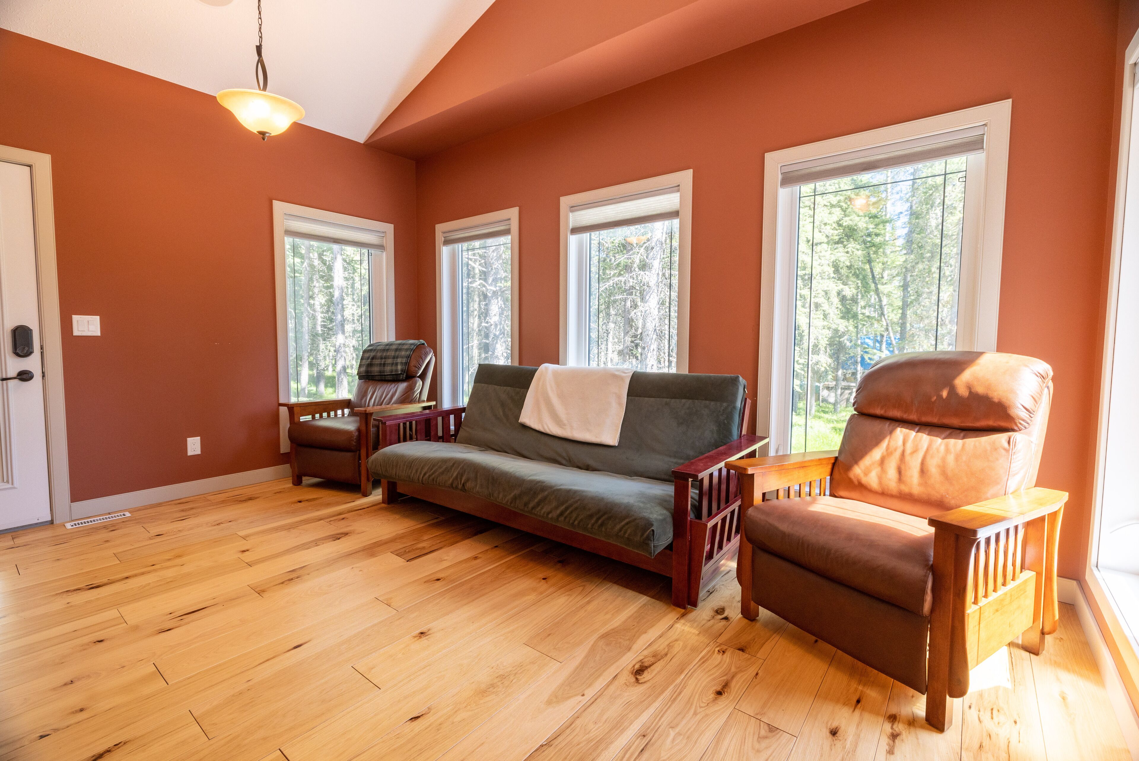 Eagle Ridge Chalet in beautiful Nordegg, Alberta