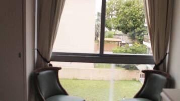 1 chambre, fer et planche Ă repasser, Wi-Fi, draps fournis