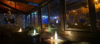 Hotel Ziryab
