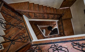 Staircase - Hotel Ziryab (Chefchaouen)