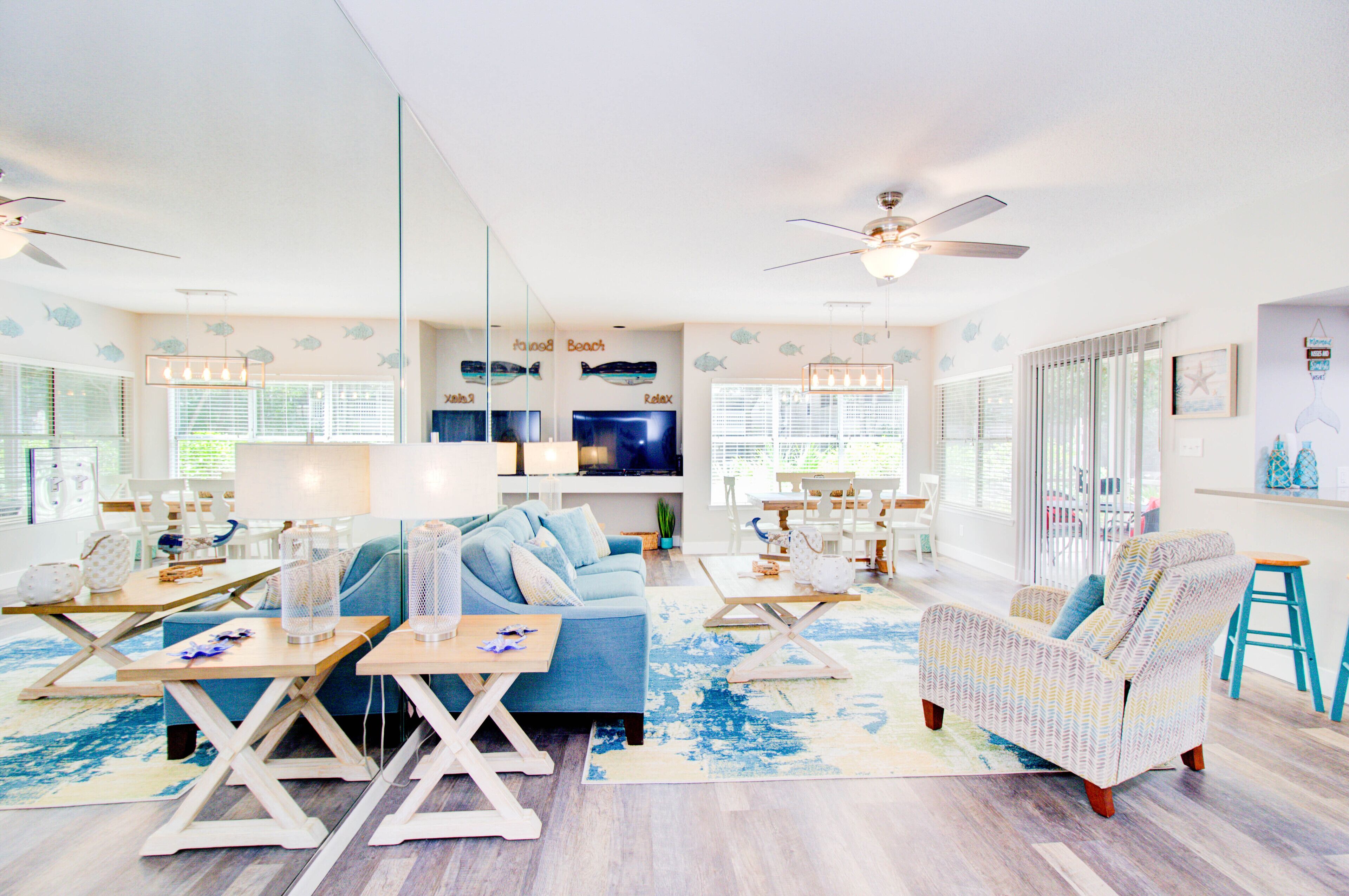 Smart-TV og DVD-spiller