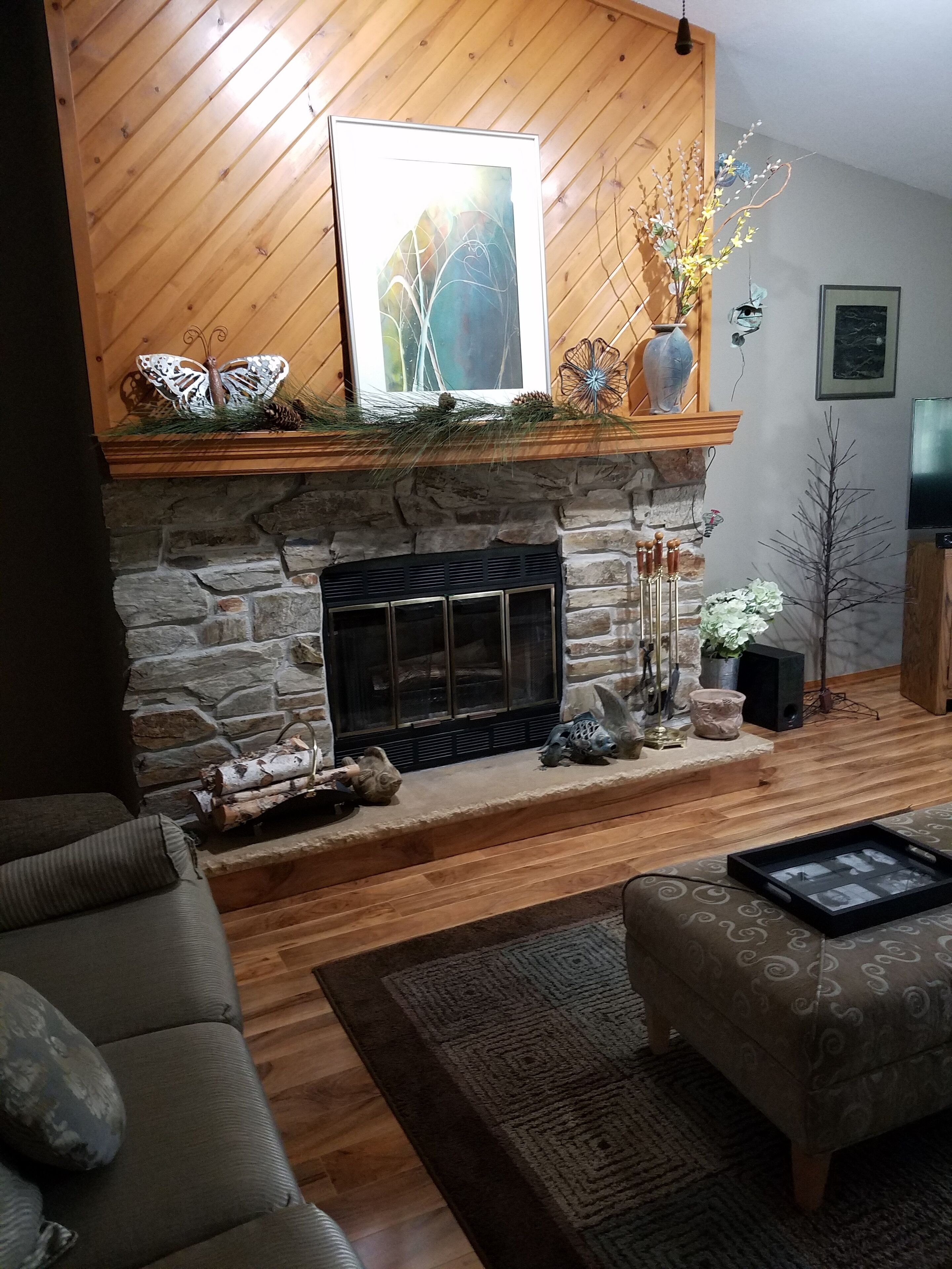 Traveler's Sanctuary/One-acre. open & spacious home. Sunset views. Woods & Deck