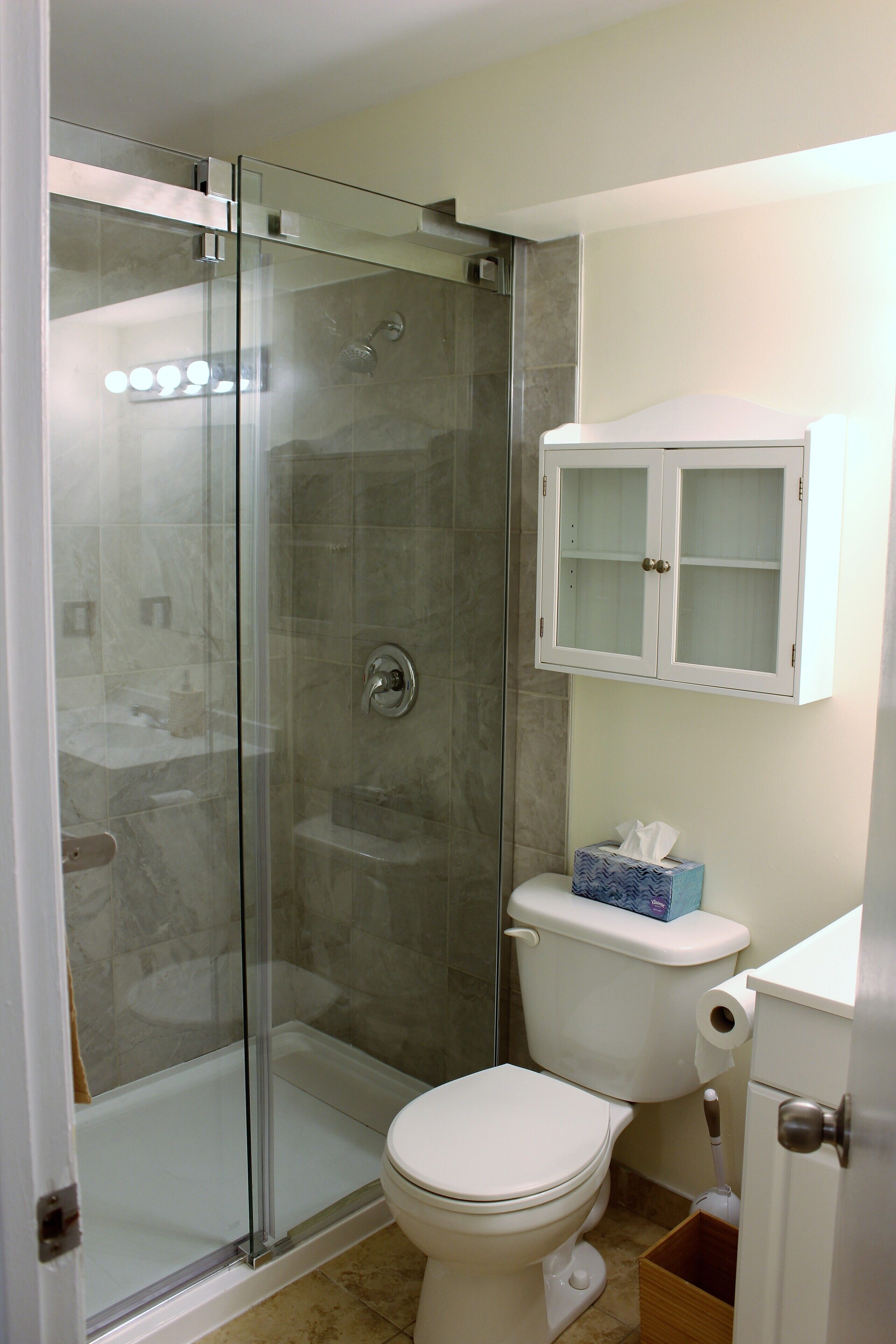 Charming & Convenient Cozy Suite - Close to DT!