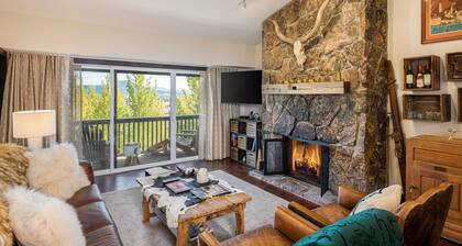 Teton Village 3.5BR/2.5BA - Walking Distance to Ski Lifts!
