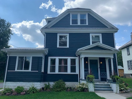 Exterior. Your Home Away From Home l Conveniently Located