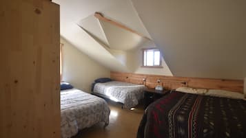 3 chambres, fer et planche Ă  repasser, Wi-Fi, draps fournis